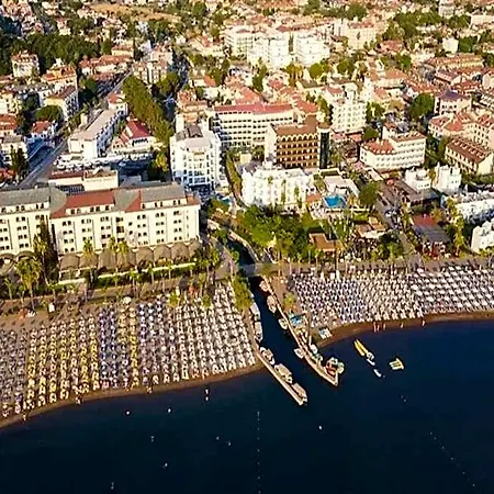 ホテル Arbatt Marmaris